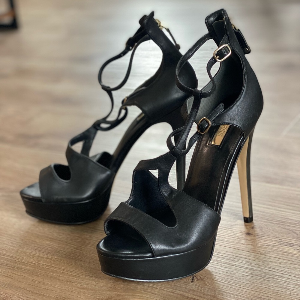 Guess stiletto heels size 8 - black